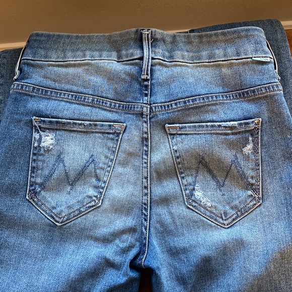 MOTHER High Waisted Looker Ankle Fray Size 25. - Picture 7 of 10